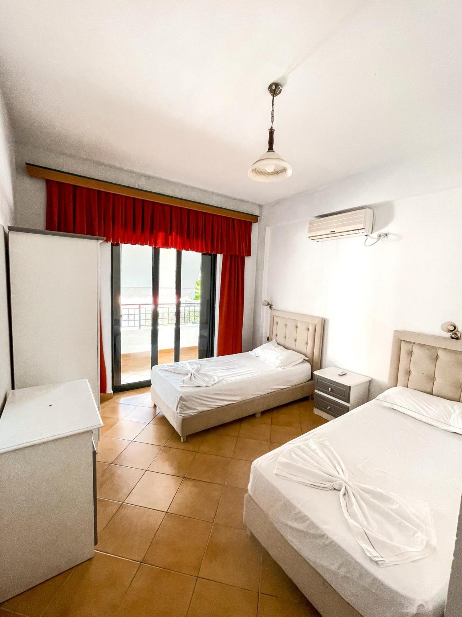 Hotel Kanina Sarandë Exterior foto